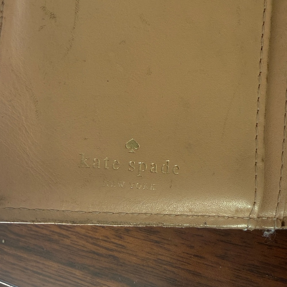 Kate Spade Pasadena Black Patent  Stacy Envelope Wallet - Picture 5 of 8
